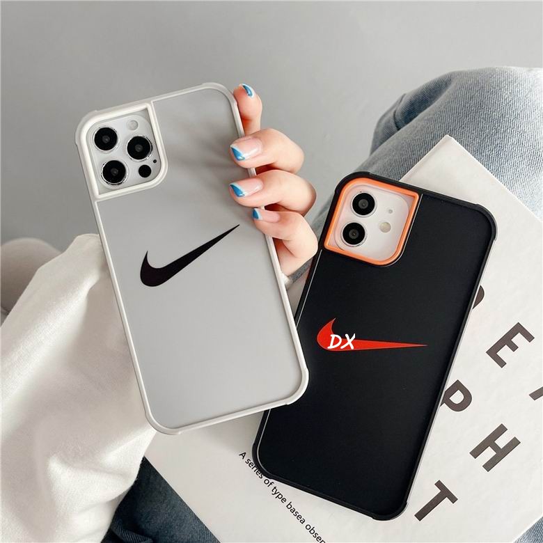 Nike iphone 11-14pro max 19